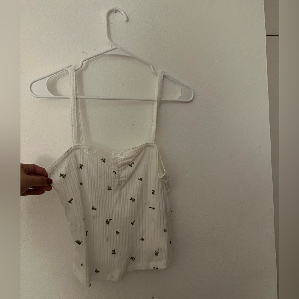 levi’s dainty tank top